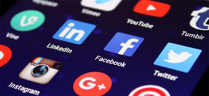 Google and Facebook to Thrive from Robust Global Digital Advertising Growth | Open a FREE FSM account and manage all your investments conveniently in ONE place