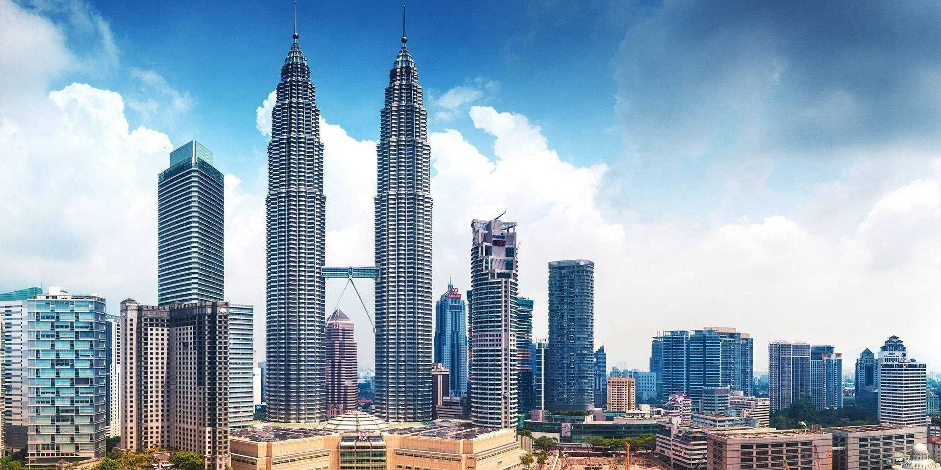 Malaysia Outlook 2024: Transformative Odyssey  | Open a FREE FSM account and manage all your investments conveniently in ONE place